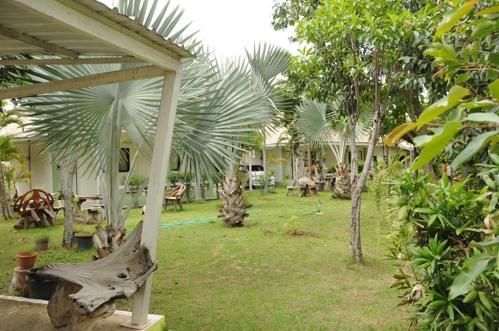 Saraburi Garden Resort Exterior photo